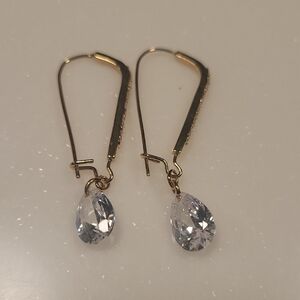 New Elegant Goldtone Drop Earrings